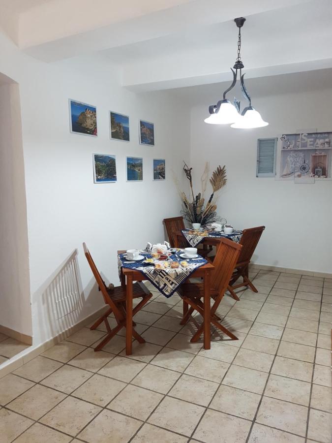 Carugio Del Fezzano Acomodação com café da manhã Fezzano  Exterior foto